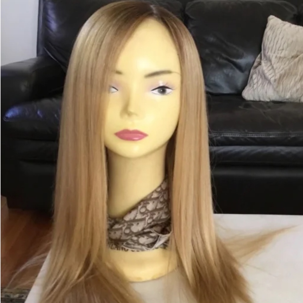 Milano wig, lace front, French top multidirectional, Summer ready, great deal!